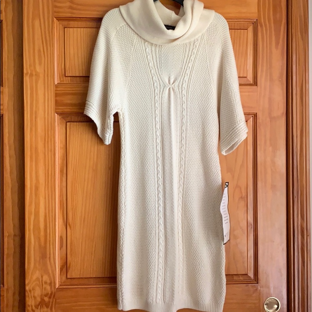 Tahari Women’s M Cream Cowl Neck Sweater Dress